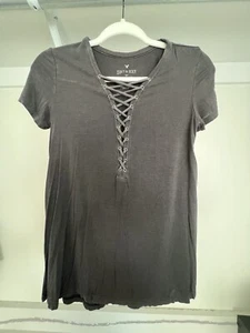 American Eagle Soft And Sexy Tee Size XS Tie Up Detail Charcoal Grey - Picture 1 of 4