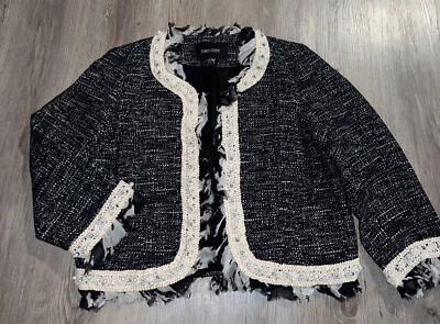 Chaqueta Blazer Karen Kane Casino Perla y Estrás Corte Tweed Talla Mediana Usada en Excelente Condición Foto 1 de 4