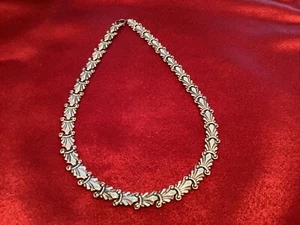 Collar/gargantilla Felch & Company 1945 Danecraft plata esterlina repousse ArtDeco - Imagen 1 de 8