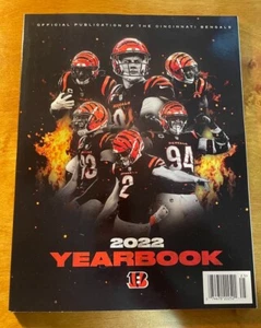 2022 CINCINNATI BENGALS OFFICIAL NFL YEARBOOK - NEW Joe Burrow, Ja'marr Chase - Picture 1 of 10