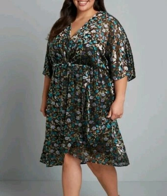 NEW Modcloth Dramatic Depths Velvet Dress Sz L Black Floral $119 Sheath Batwing - Image 1 of 4