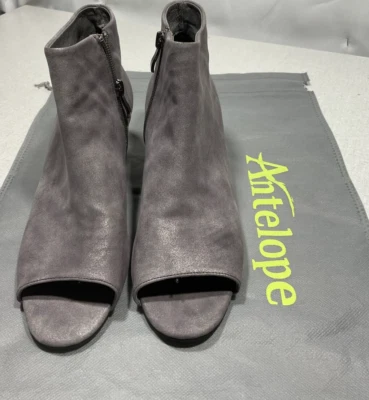 Bota de gamuza gris metálico ANTELOPE punta abierta talla 7,5 Foto 1 de 4