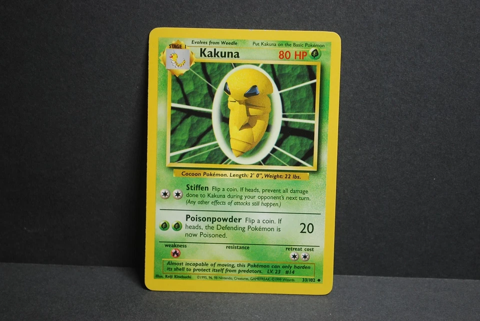 Kakuna #33/102 Base Set 1999 Light Play To Near Mint - Image 1 of 2