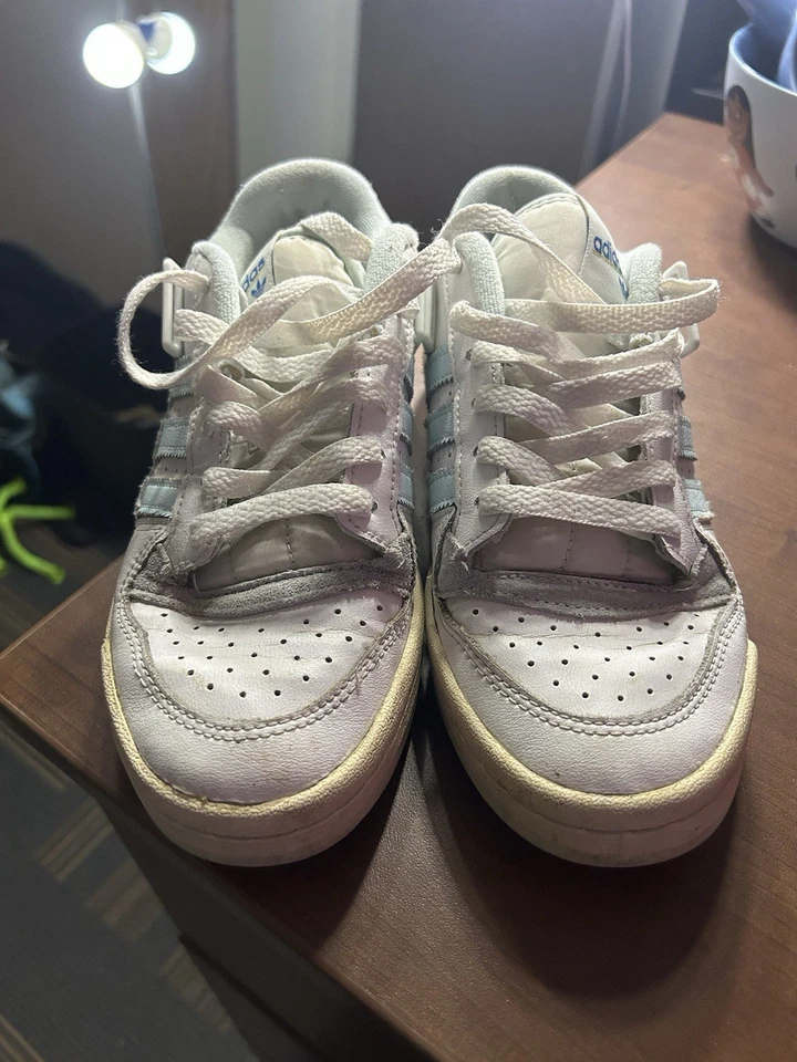 Zapatillas bajas Adidas Forum para niños azul/blanco, talla 3,5 Foto 1 de 4