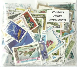 Lot 200 timbres thematique " Poissons " - Picture 1 of 1
