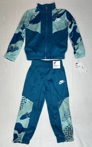 Nike Zweiteiler Trainingsanzug Gr. 4T Nagelneu! - Bild 1 von 9