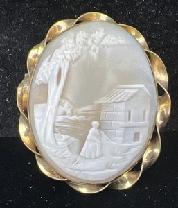 Antike viktorianische goldgefüllte Muschel Kamee Bauernhof Szene Brosche Anstecknadel.              AL - Bild 1 von 3