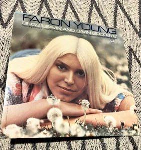 FARON YOUNG SINGS LEAVIN AND SAYIN GOODBYE VINYL LP ALBUM 1974 MERCURY RECORDS - Picture 1 of 3