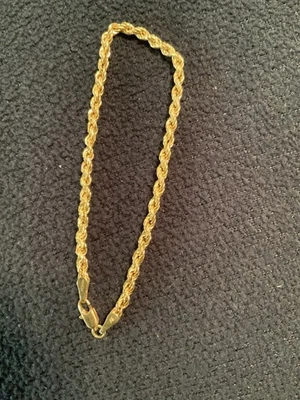 14k gold bracelet women 7” Long 1.94 Grams - Image 1 of 4