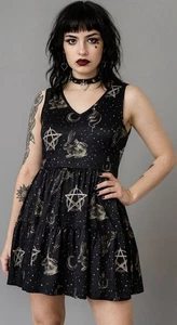 Schwarzes Babydoll-Minikleid mit mystischem Druck Hexenfee Fantasy okkult Medium - Bild 1 von 8