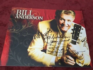 BILL ANDERSON SIGNED AUTOGRAPHED 8x10 PHOTO On hard cardboard COUNTRY MUSIC ๐ต - Picture 1 of 7