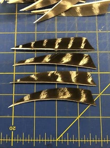 4" Left Wing Shield Natural Barred Feather Fletching, 25Pk Archery 🇺🇸 - Picture 1 of 2