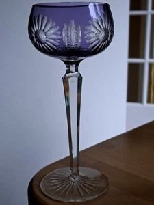 1 ANCIEN VERRE A VIN ART DECO ROEMER CRISTAL COULEUR VIOLET ht 19,5 cm - Picture 1 of 7