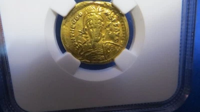 SOLID GOLD Ancient Roman Coin NGC F 5/5 AD 402 Theodosis II Av Solidius Emperor - Image 1 of 4