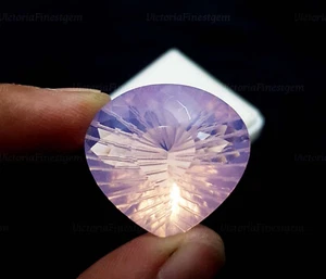 Rose Quartz 55 Carat Heart Shape Glass Field Loose Gemstone Pink Color - Picture 1 of 7