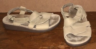 SAS Tripad Size 7.5M Women’s Comfort Leather Sandals Shoes - Image 1 of 4