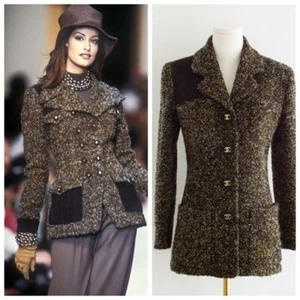 Chanel Vintage F/W 1992 English Tweed Suede Grey Brown CC Gold Runway Jacket - Picture 1 of 15