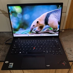 Thinkpad X1 Carbon Gen 10 - i7 - 16GB RAM - 512GB SSD - 2.8K OLED - Warranty - Picture 1 of 15