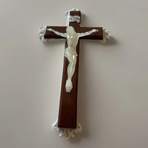 Crucifijo Iglesia Católica Romana De Colección Misal Latino Resplandor en la Oscuridad Cruz Oración - Imagen 1 de 24