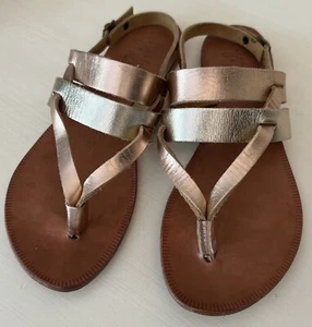 Joie A La Plage Women’s Size US6/ EU36 Gold Strap Thong Leather Sandals Shoes - Picture 1 of 5