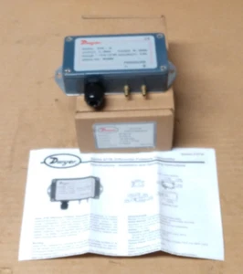 Nuevo transmisor de presión diferencial Dwyer Instruments 677B-15 - Imagen 1 de 11