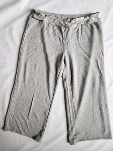Pantalones de poliéster Colorado Clothing elásticos capris para mujer talla M grises usados en excelente estado - Imagen 1 de 10