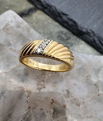 Alianza de boda retro de 3 diamantes tallados artísticos de oro de 14k .585 talla 6,5 anillo Au 2563 Foto 1 de 4