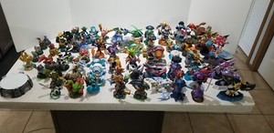 Skylanders Giants Complete UR Set w Checklist Buy 4 = %15 off*$10.00 Minimum👾