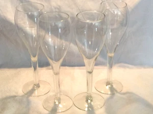 Qty 4 Champagne 8-5/8" Tall with Smooth Solid Glass Stems Flutes Glasses Wine - Picture 1 of 5