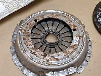 Vauxhall Movano Mk2 B Clutch Kit X62 2.3 CDTI FWD 2010-on 95515563 Genuine OEM - Image 1 of 4