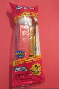 NIP~ SANTA CLAUS W. FEET "PEZ INTERACTIVE CLASSIC CANDY DISPENSER"UN-OPENED"~USA - Picture 1 of 4