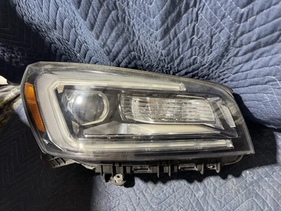 GMC Acadia Denali 2013-2016 pasajero derecho HID faro lámpara OEM Foto 1 de 4