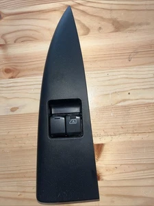 Interruptor de ventana eléctrico Nissan Note 2006-12 25401BH03B - Imagen 1 de 6