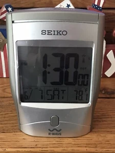 SEIKO R-WAVE Atomic Alarm Clock Silver QHR001S Radio Controlled Time Calendar - Picture 1 of 2