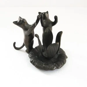 Statuina candelabro portacandele fiore 4 pollici cerchio di gatti ottone bronzo - Foto 1 di 10