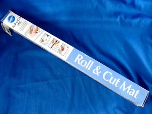Wilton Rolling 19" Pin and Mat Roll Cut Fondant Pastry Dough Roller #409-412 - Picture 1 of 8