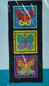 Trapunta modello folkloristico Flutter Byes di Laurel Burch patchwork applicazione FQ nuovo - Foto 1 di 5