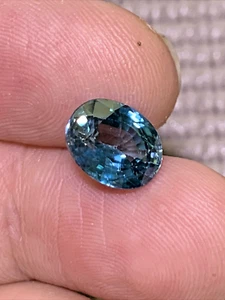 Natürlicher tiefblauer Zirkon 6,3 kt kambodschanischer Ratanakiri - Bild 1 von 6