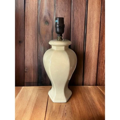 "Lámpara de mesa de cerámica MCM vintage con acento beige 14,5"" probada funcionando mediados de siglo" Foto 1 de 4