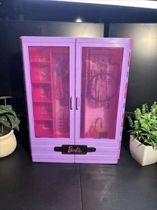 Barbie Fashionista Ultimate armario rosa portátil estuche de almacenamiento 2018 - Imagen 1 de 10