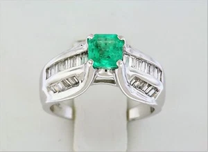 14K White Gold Emerald & Baguette Diamond Ring - Picture 1 of 3