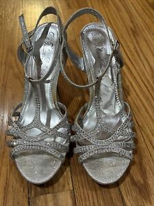 De Blossom Women's Stunning Silver Sparkle Rhinestone Evening 3” Heels