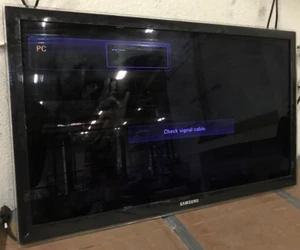Samsung UN40C6300SF 40" 1080p HD LED LCD Television - Picture 1 of 3