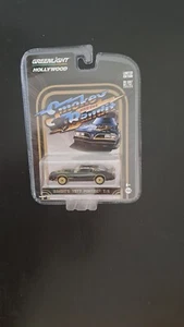 Greenlight Scale 1:64 Smokey & The Bandit 1977 Pontiac TransAm ....New Sealed - Bild 1 von 2