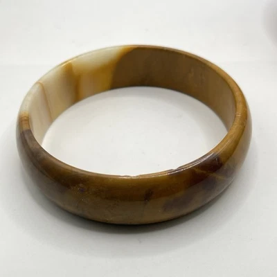 Brazalete grueso de piedra de ágata con bandas pesadas usado en excelente estado Foto 1 de 4