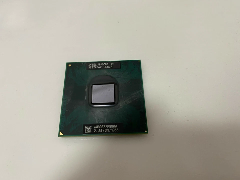  INTEL CORE 2 DUO P8800 PROCESSOR 2.66GHZ/3M/1066MHZ (SLGLR) Socket P CPU - Image 1 of 2