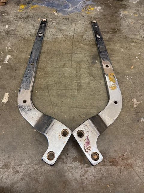 Puntales de guardabarros trasero cromados Harley-Davidson Softail Dyna Custom Chopper Bobber Foto 1 de 4