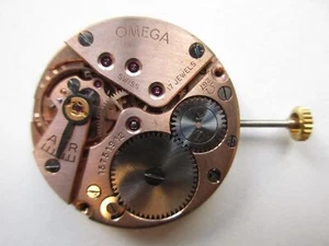 Omega cal. 267 vintage Swiss watch movement dial & hands - running - Picture 1 of 5