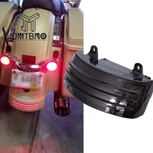LED Rear Fender Brake Turn Signal Tail Light For Harley Road Glide Street Glide - Imagen 1 de 12