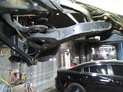 17 Mini Cooper Clubman Driver brazo de control inferior izquierdo brazo trasero Foto 1 de 4